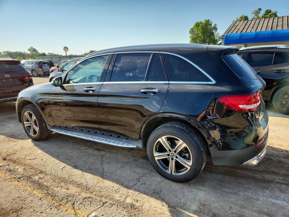 2017 MERCEDES-BENZ GLC 300 4MATIC 2