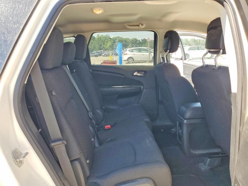 2018 DODGE JOURNEY SE 11