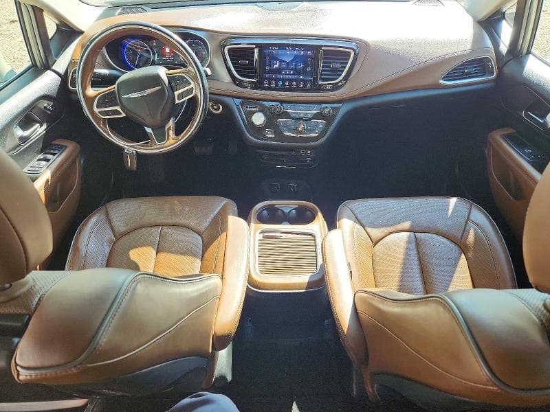2019 CHRYSLER PACIFICA LIMITED 8