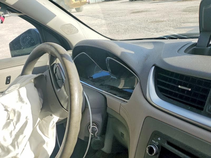 2017 CHEVROLET TRAVERSE LS 9
