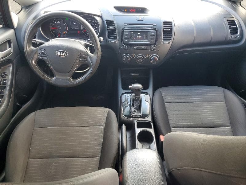 2017 KIA FORTE LX 8