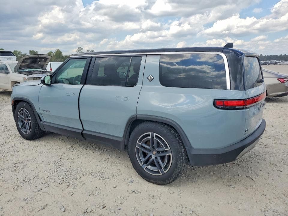2025 RIVIAN R1S ADVENTURE 2