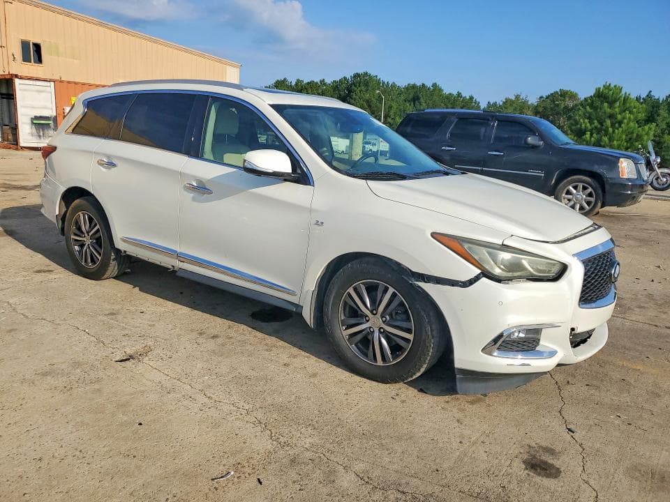 2017 INFINITI QX60 BASE 4