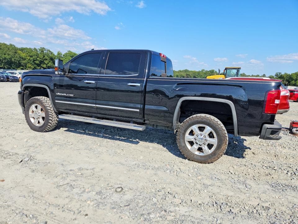 2018 GMC SIERRA K2500 DENALI 2