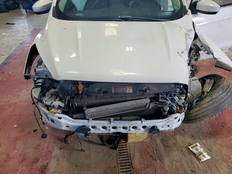 2018 FORD ESCAPE SE 11
