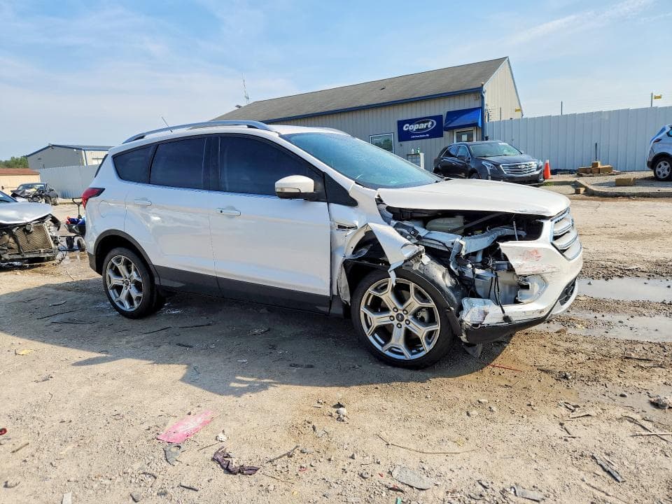 2019 FORD ESCAPE TITANIUM 4