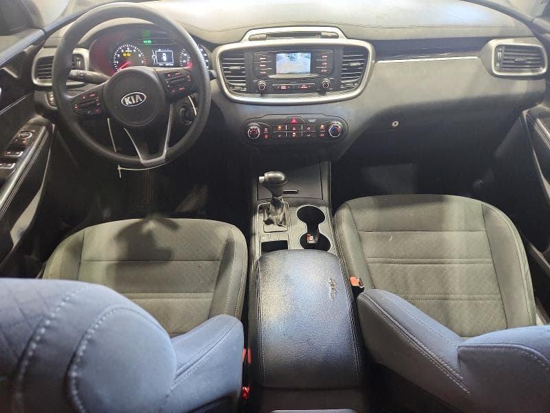 2017 KIA SORENTO LX 8