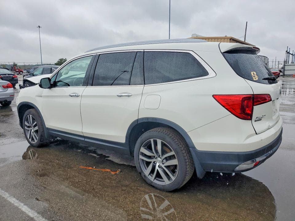 2017 HONDA PILOT TOURING 2