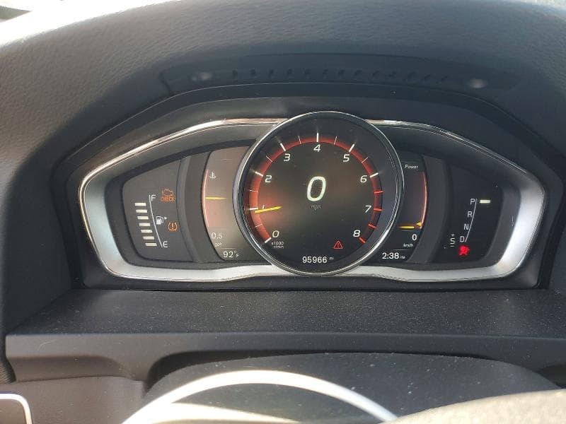 2017 VOLVO S60 DYNAMIC 9