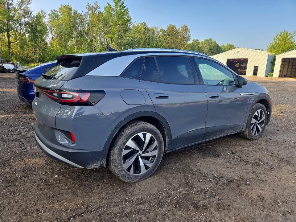 2023 VOLKSWAGEN ID.4 PRO 3