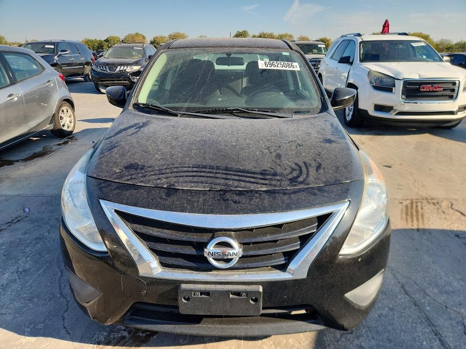 2018 NISSAN VERSA S PLUS 5