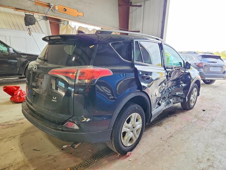 2017 TOYOTA RAV4 LE 3