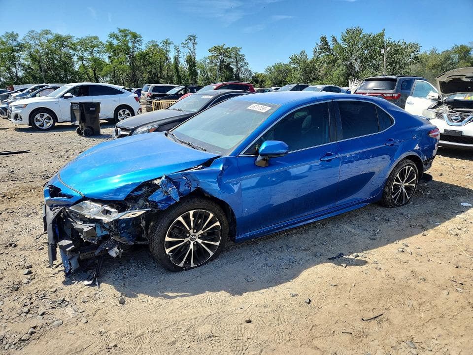 2020 TOYOTA CAMRY SE
