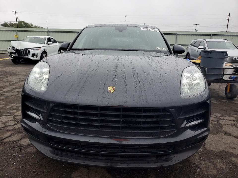 2021 PORSCHE MACAN 5