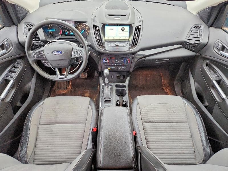 2017 FORD ESCAPE SE 8