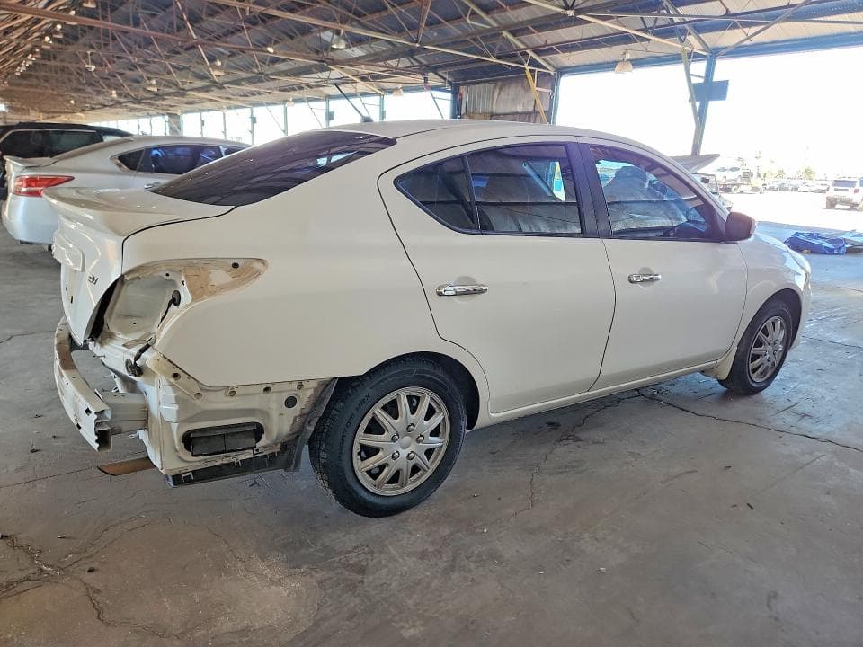 2018 NISSAN VERSA SV 3