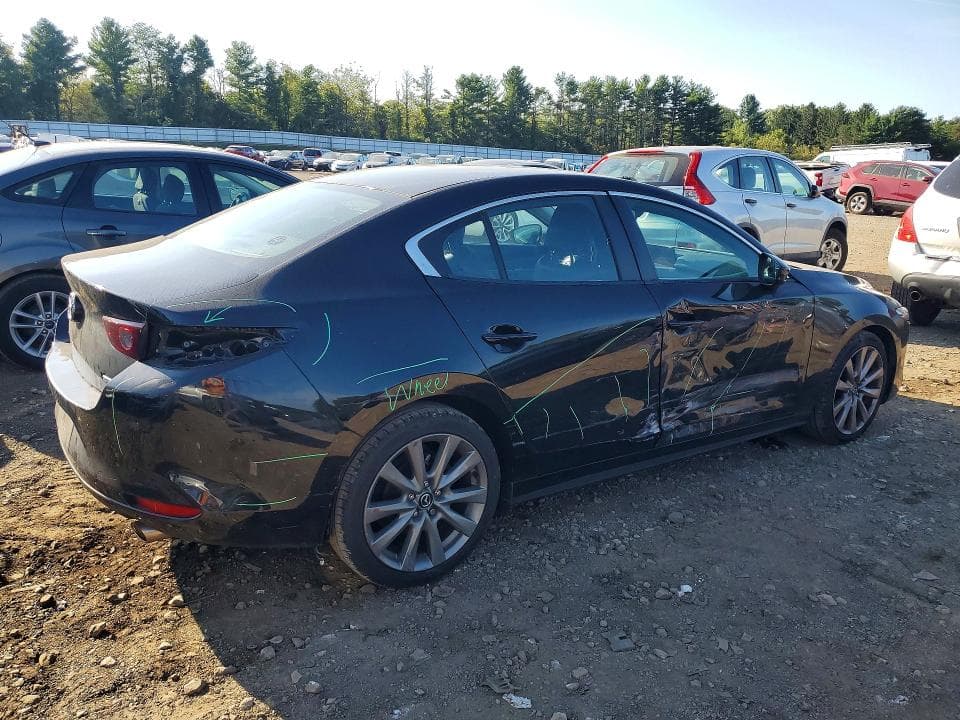 2021 MAZDA 3 SELECT 3