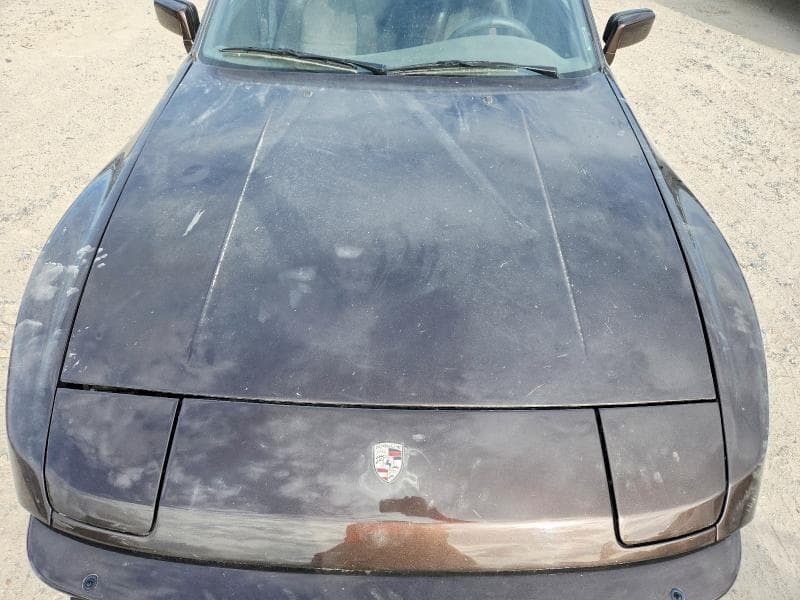 1985 PORSCHE 944 11