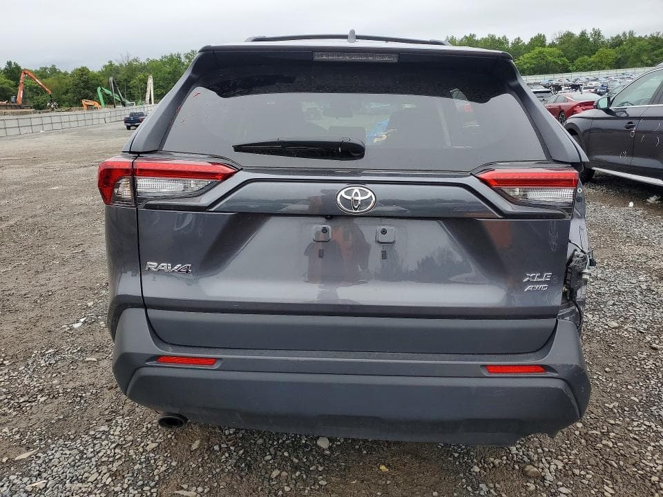 2023 TOYOTA RAV4 XLE PREMIUM 6