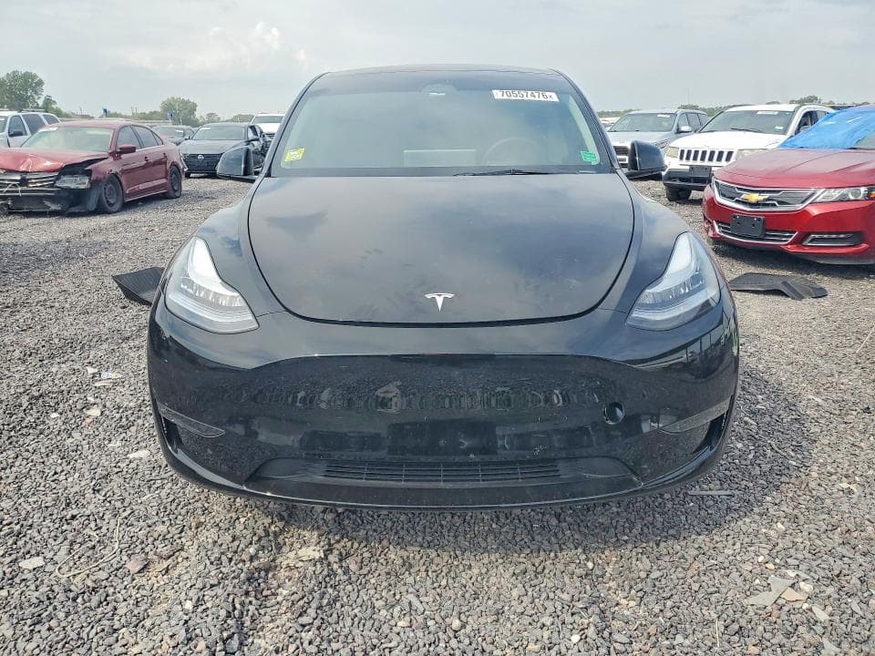2023 TESLA MODEL Y 5