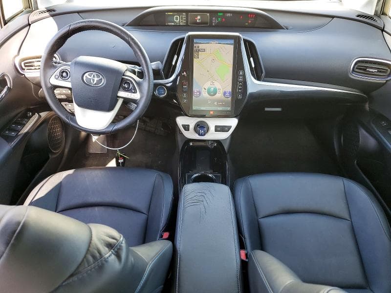 2018 TOYOTA PRIUS 8