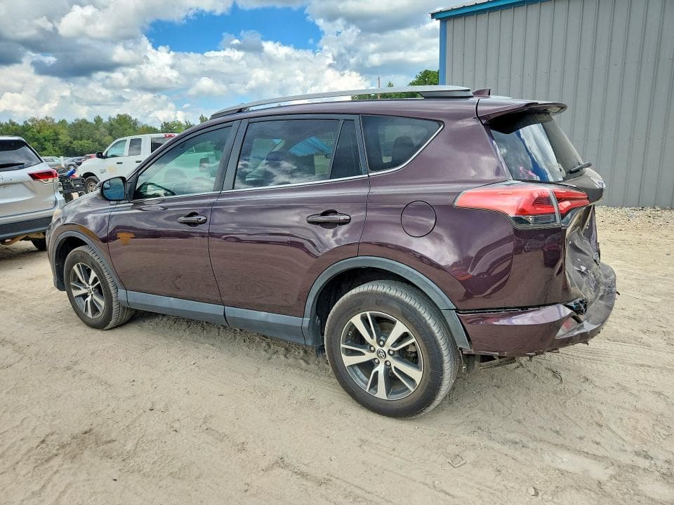 2017 TOYOTA RAV4 XLE 2