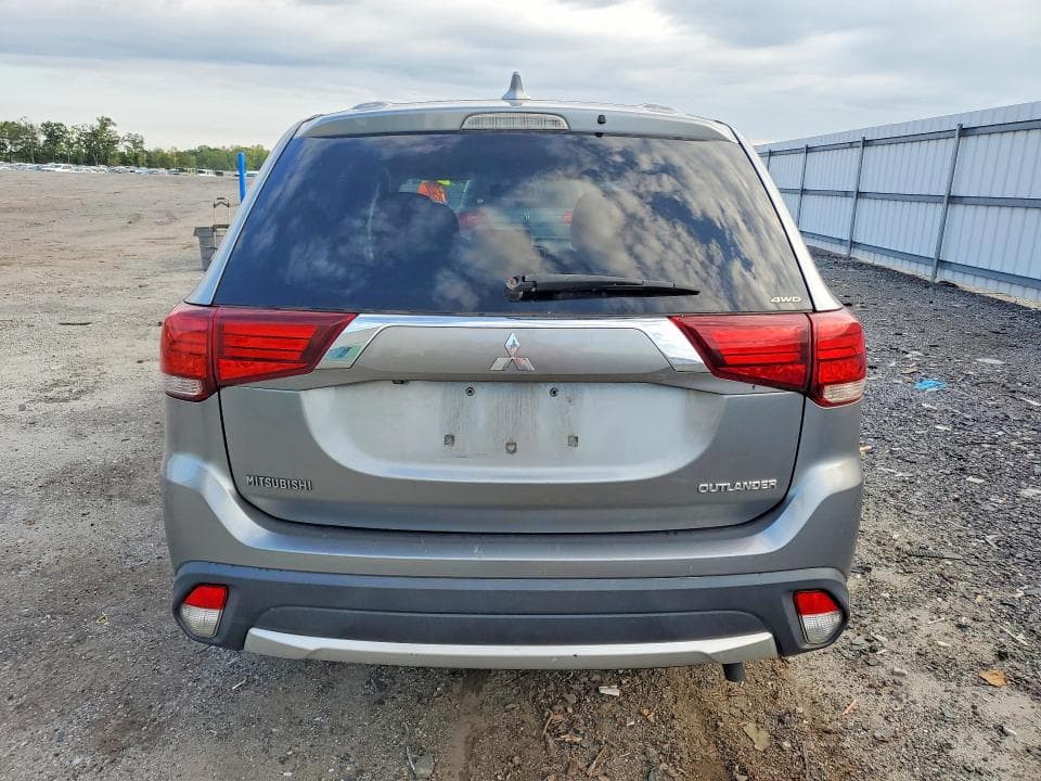 2017 MITSUBISHI OUTLANDER ES 6