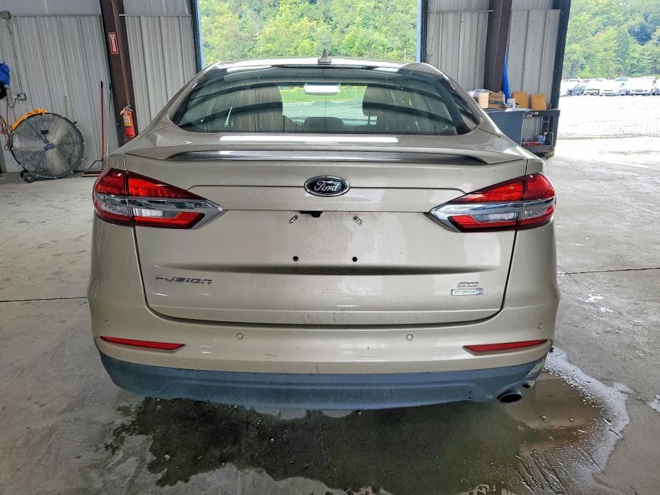 2019 FORD FUSION SE 6