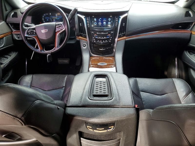 2017 CADILLAC ESCALADE ESV 8