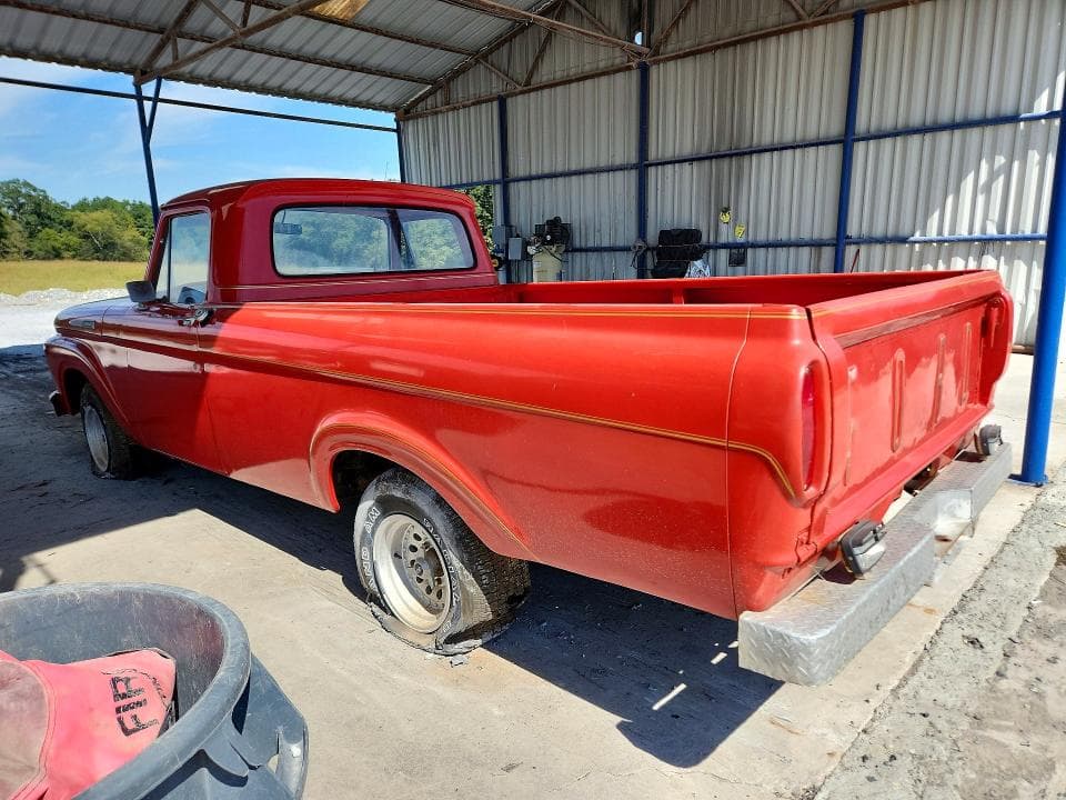 1961 FORD F100 2