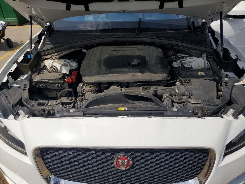 2018 JAGUAR F-PACE PREMIUM 12