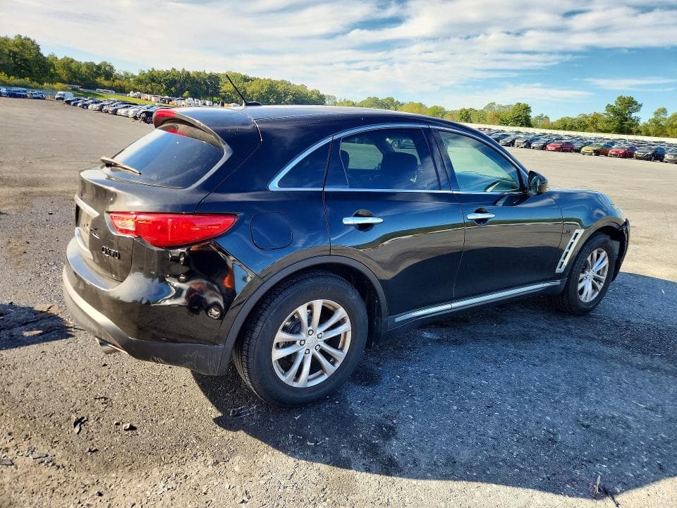 2017 INFINITI QX70 BASE 3