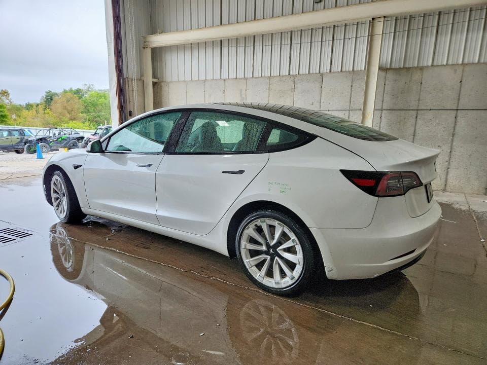 2023 TESLA MODEL 3 2
