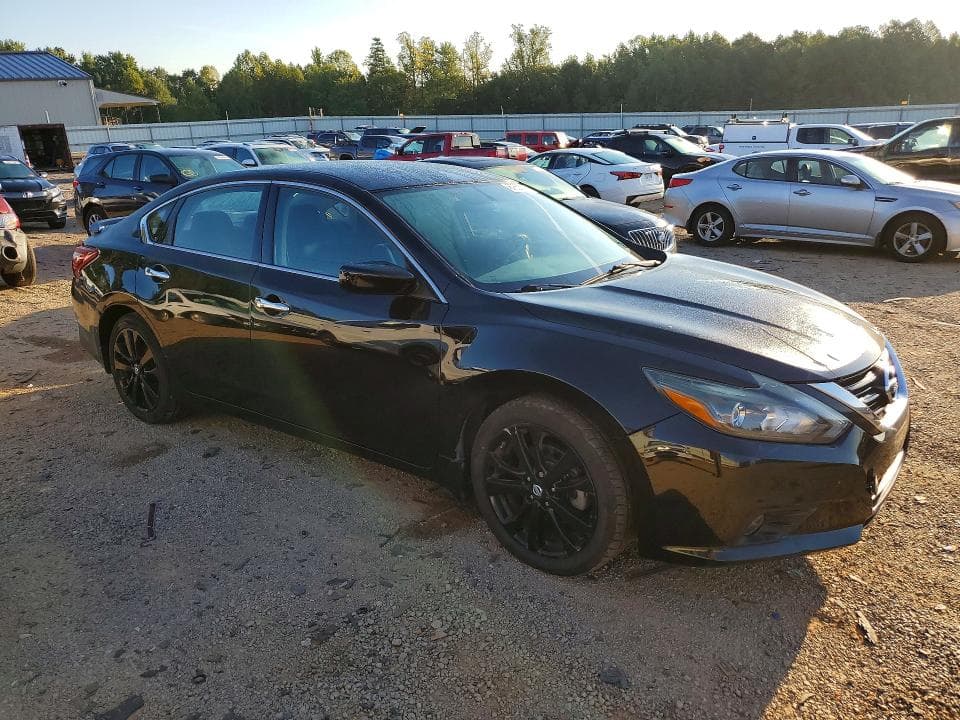 2017 NISSAN ALTIMA 2.5 SR 4
