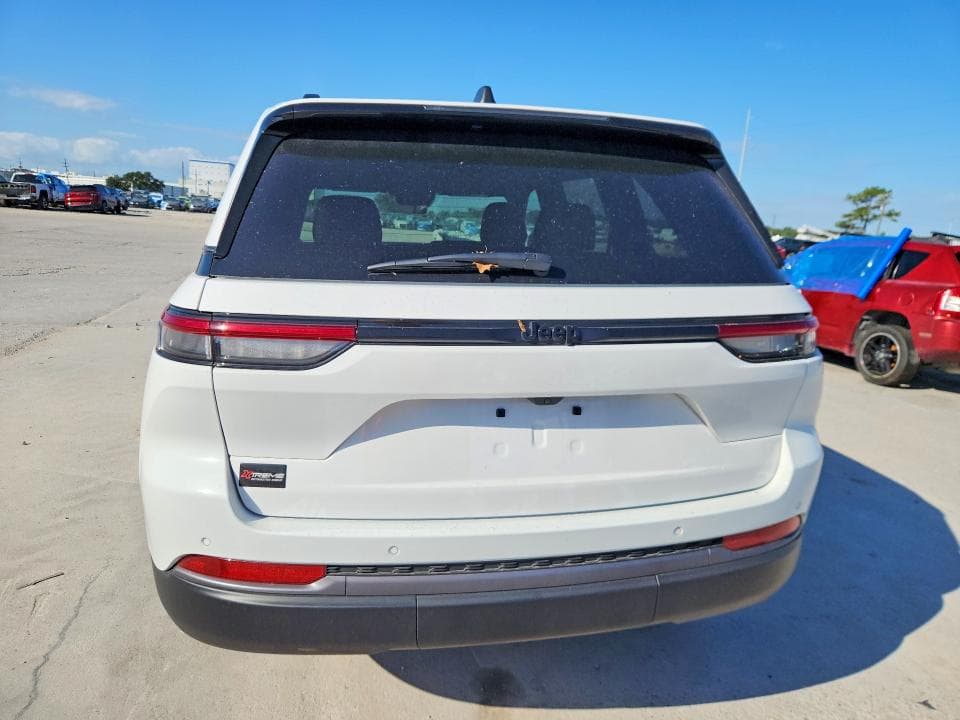2026 JEEP GRAND CHEROKEE BASE 6