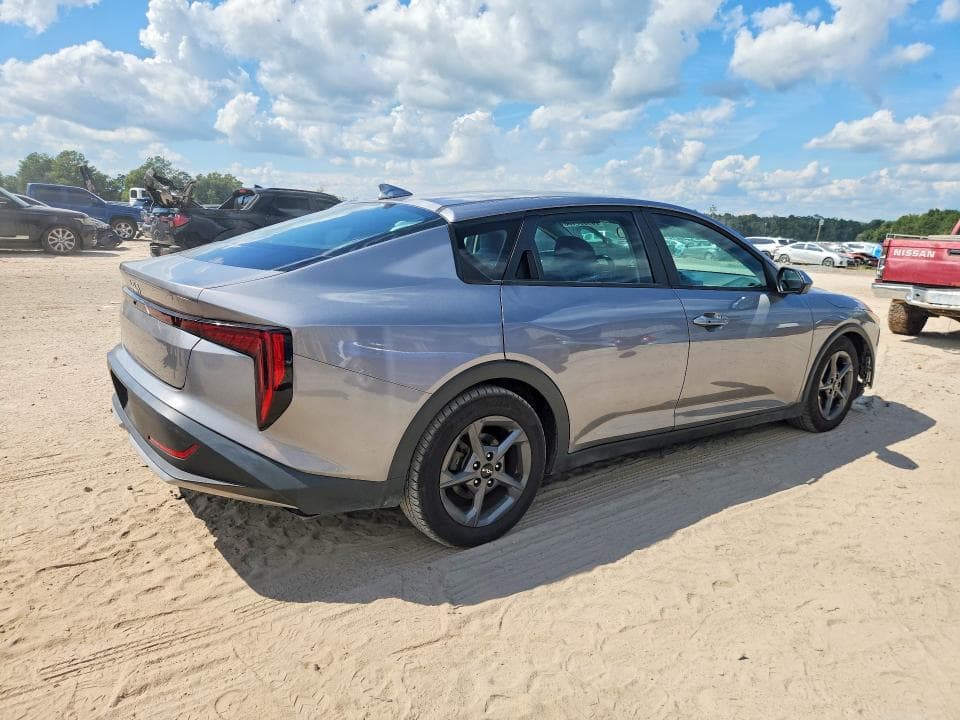 2025 KIA K4 LXS 3