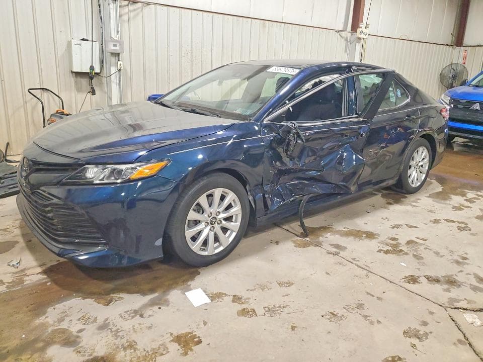 2018 TOYOTA CAMRY DELUXE
