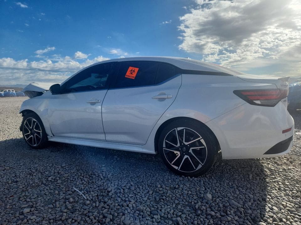 2024 NISSAN SENTRA SR 2