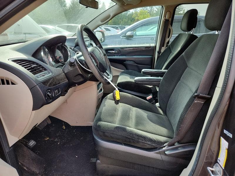 2017 DODGE GRAND CARAVAN SE 7