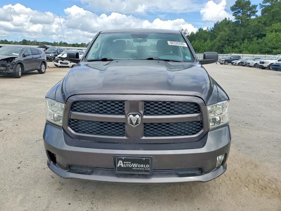 2017 RAM 1500 ST 5