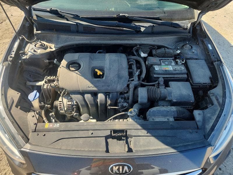2019 KIA FORTE FE 11