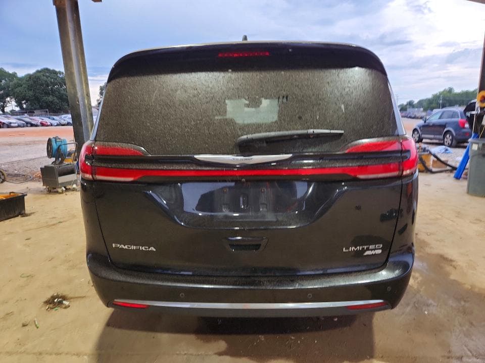 2021 CHRYSLER PACIFICA LIMITED 6
