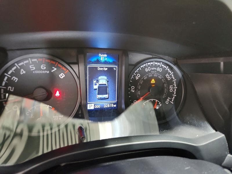 2023 TOYOTA TACOMA SR 9