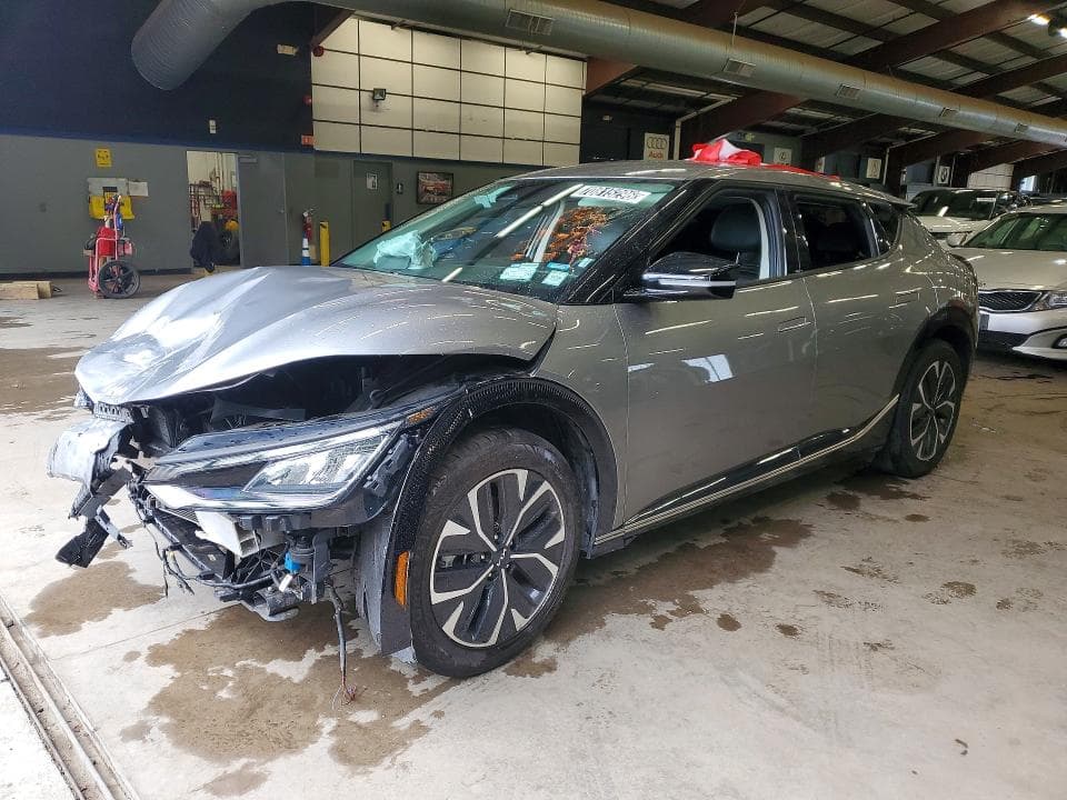 2023 KIA EV6 WIND