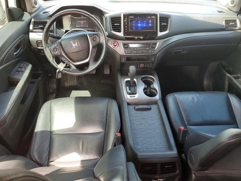 2017 HONDA PILOT EXL 8