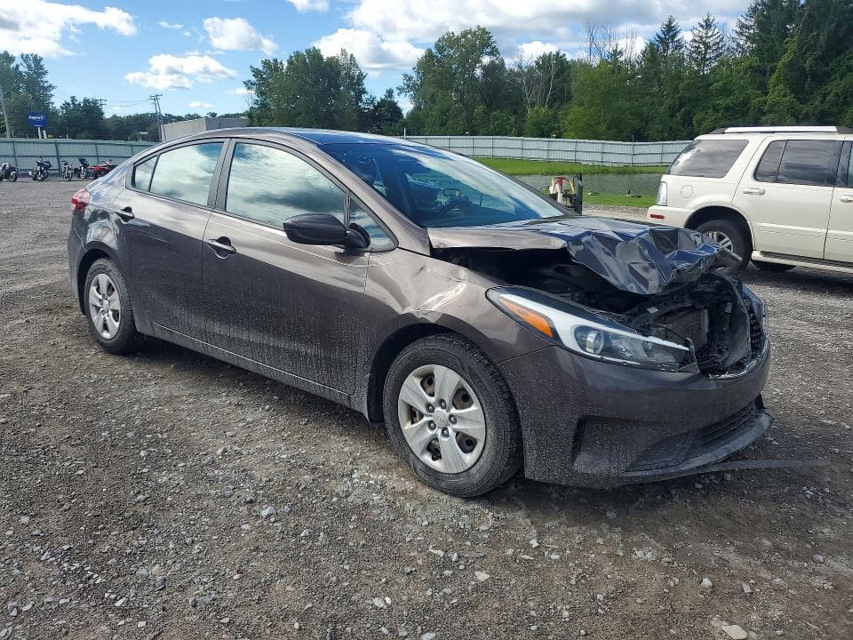 2017 KIA FORTE LX 4