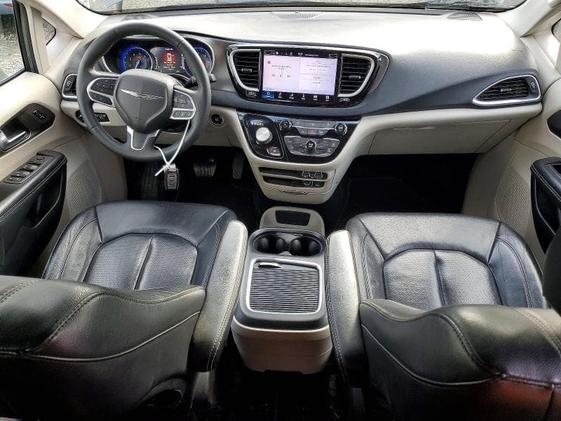 2022 CHRYSLER PACIFICA TOURING L 8