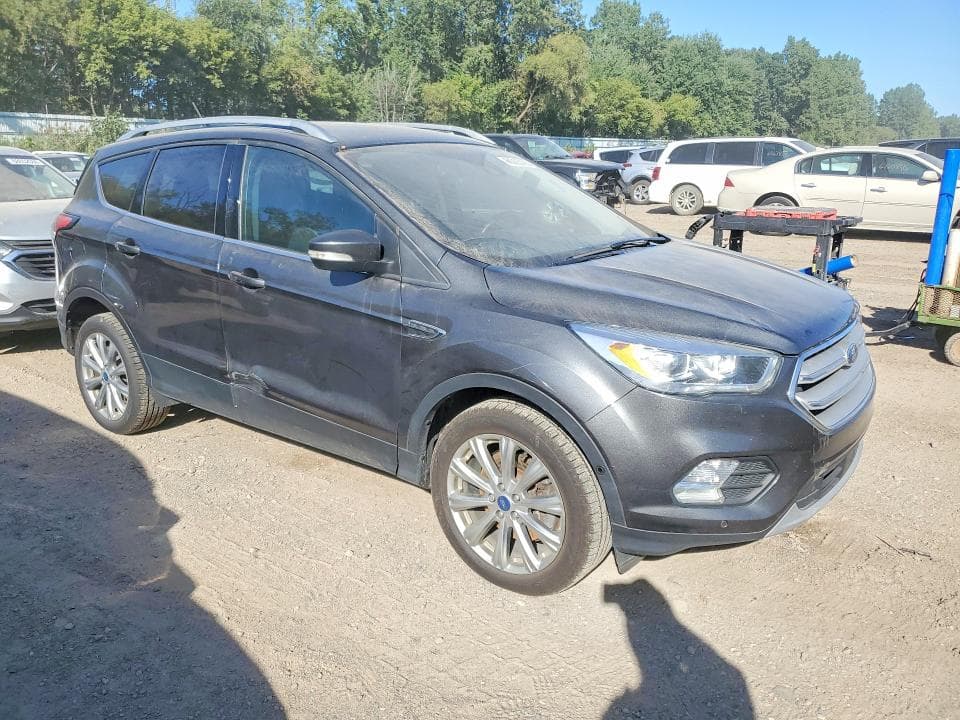 2018 FORD ESCAPE TITANIUM 4