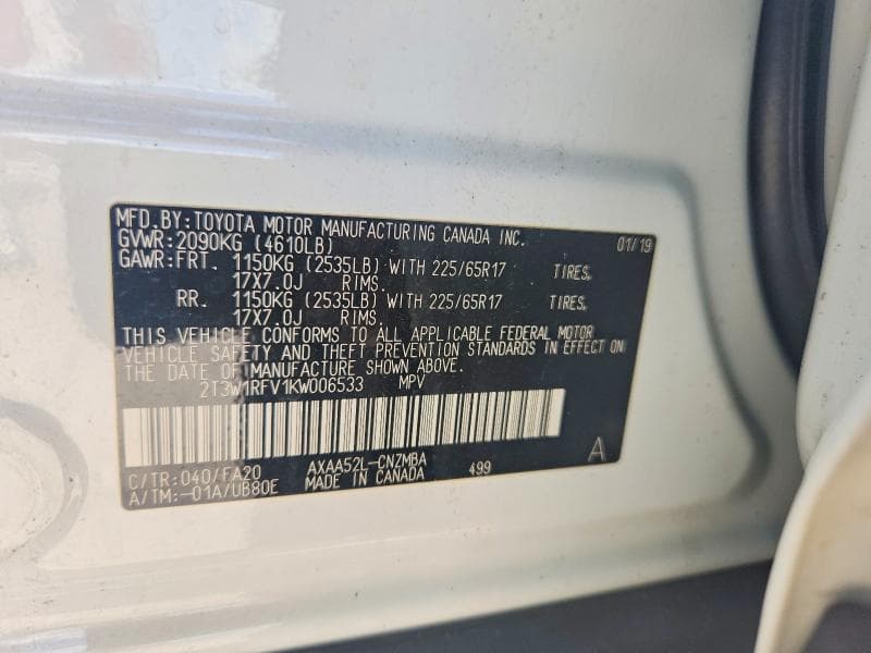 2019 TOYOTA RAV4 XLE 12