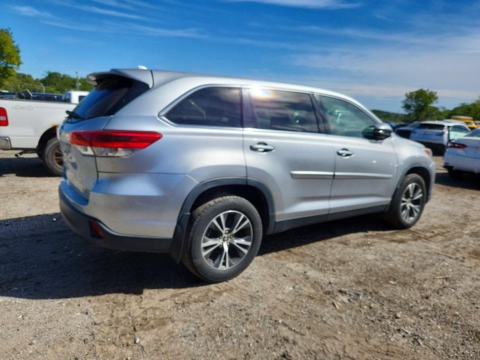 2019 TOYOTA HIGHLANDER LE PLUS 3